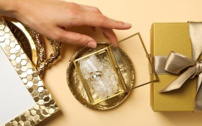 Jak właściwie przechowywać złotą biżuterię, by zachowała blask?