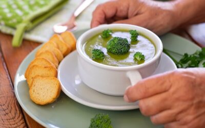 Jakie dodatki podkreślą smak zupy brokułowej?