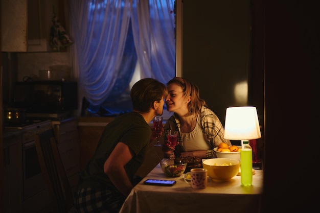 Jak wybrać film na sobotni wieczór i nie żałować?