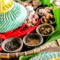Aromatyczna podróż - jakie przyprawy warto przywieźć z Tajlandii?